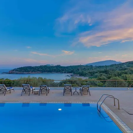 Black Diamond Beachfront Pool Pasithea In Sounio, Athens Villa